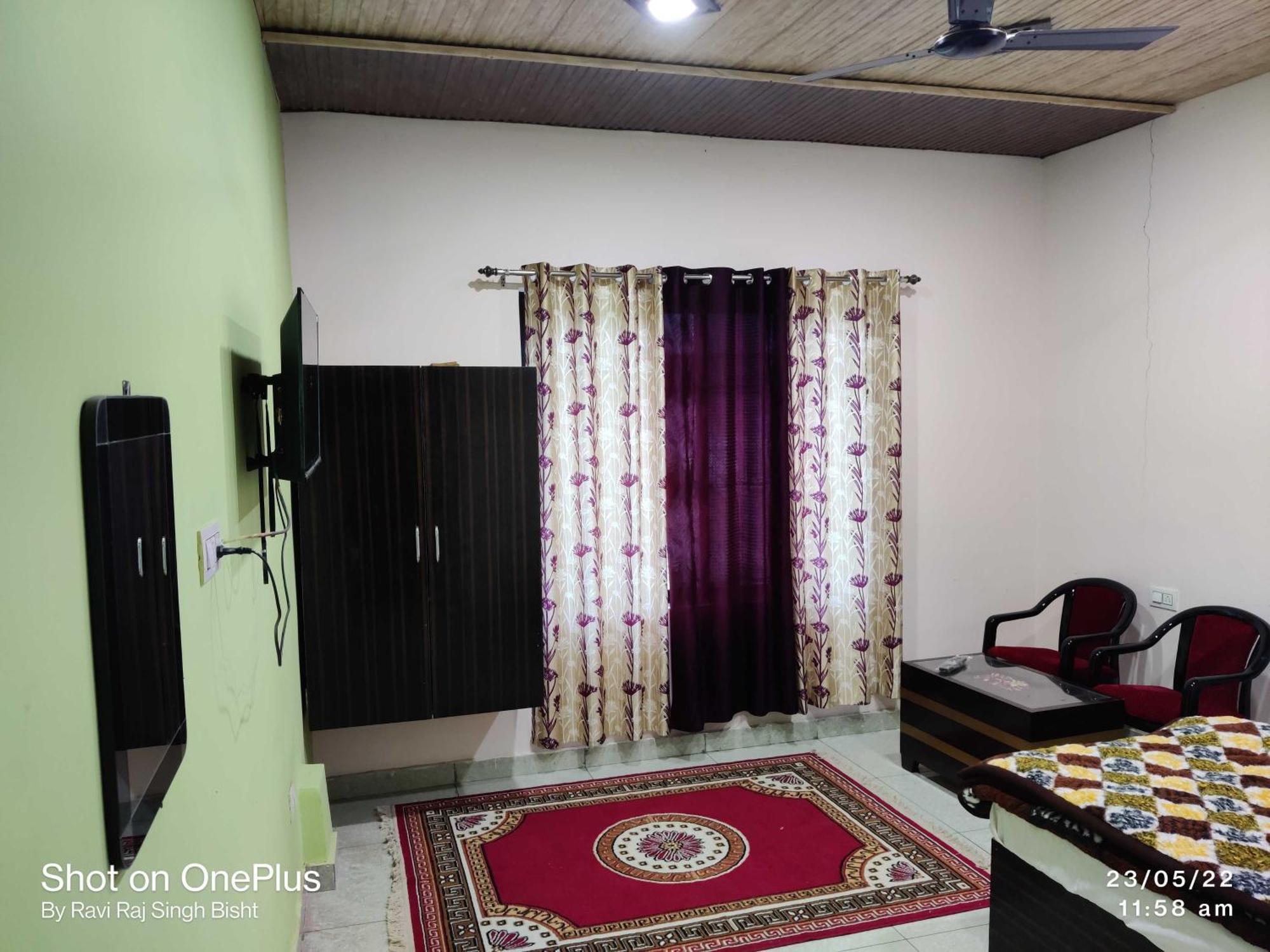 OYO 89839 Hotel Mohani Inn And Banquet Kausani Extérieur photo